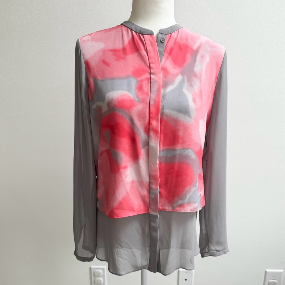 T Tahari | Grey/Pink Watercolor Print Layered Roll-Tab Button Down Blouse